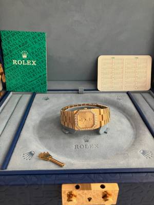 Preview: 4951 Rolex Cellini  mit originalem Brillantbesatz