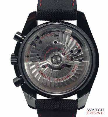 Entdecken Sie Omega Speedmaster Moonwatch "Dark Side of the Moon" Uhren in großer Auswahl bei Watchdeal®