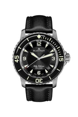 Entdecken Sie die Blancpain Fifty Fathoms Automatique. Die legendäre Taucheruhr mit herausragender Historie und Präzision. Jetzt bei Watchdeal.de erhältlich!