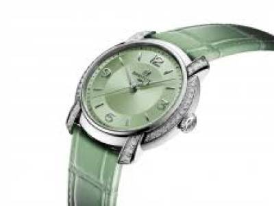 Entdecken Sie Breitling Lady Premier 32 Watchdeal® seit 1984 die erste Adresse für Luxusuhren