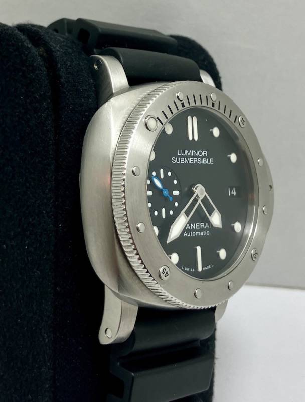 Panerai Luminor Submersible PAM 00682 FULL SET, keine Importkosten in die EU