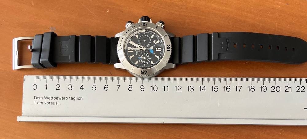 Jaeger-LeCoultre Master Compressor Diver Chrono Q186T670 aus Titan. JLC Kaliber 751D, 1000m wasserdicht, Full Set. High-Performance Taucheruhr. Jetzt bei Watchdeal.de!