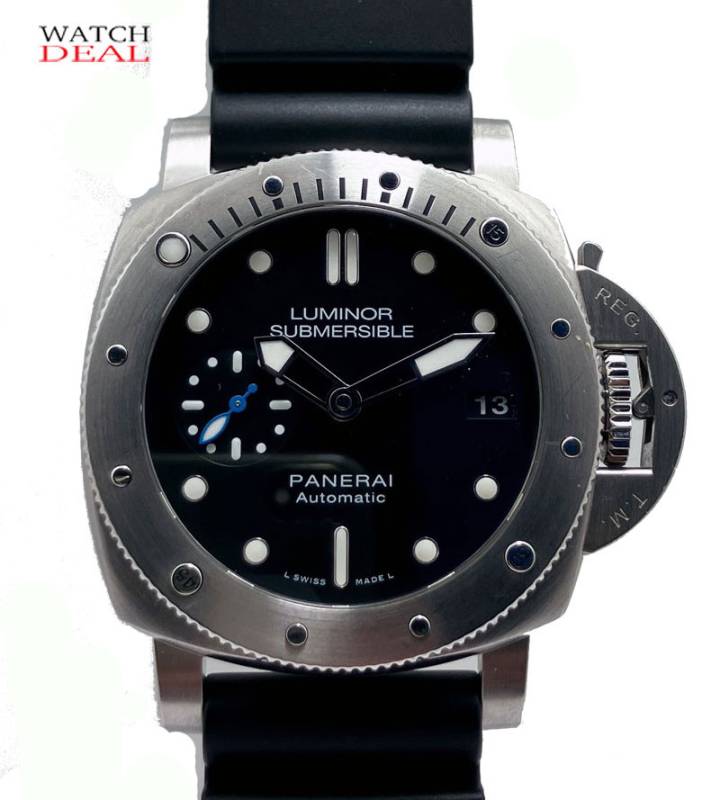 Panerai Luminor Submersible bei watchdeal.de: Professionelle Taucheruhr bis 300m mit Drehlünette & Kronenschutz. PAM-Modelle mit Manufakturwerk online kaufen.