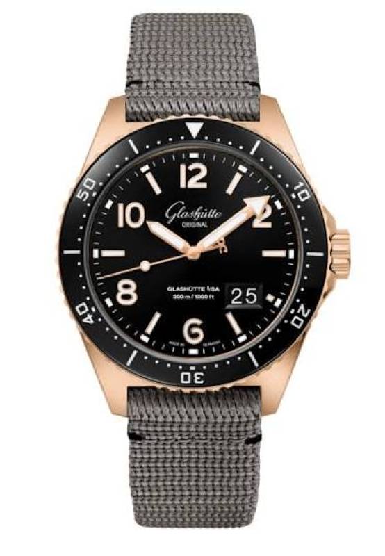 Glashütte Original SeaQ Panorama Date 1-36-13-03-90-34 Watchdeal
