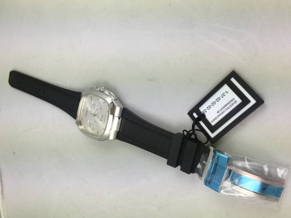 € 9750,- 1-37-02-02-02-33 Glashütte Original Seventies Chrono