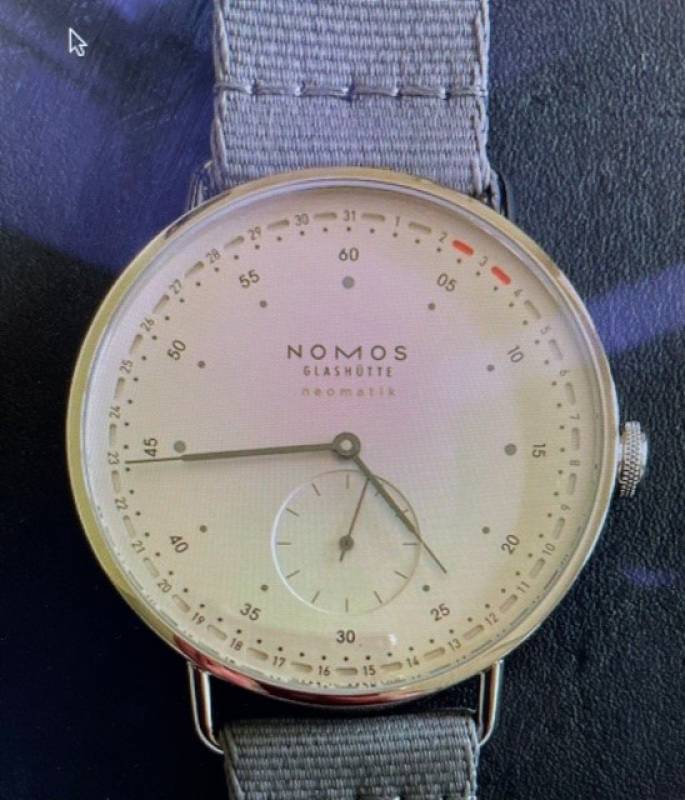Nomos Glashütte Uhr günstig, online kaufen bei Watchdeal in Stuttgart jetzt entdecken