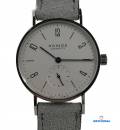 123 - Nomos Glas­hüt­te Tan­gen­te 33
